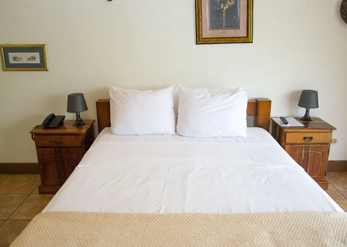 Acacia 3* Playa Hermosa (Guanacaste)