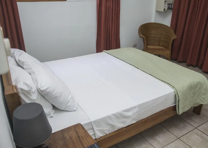 Acacia Hotel Playa Hermosa (Guanacaste)