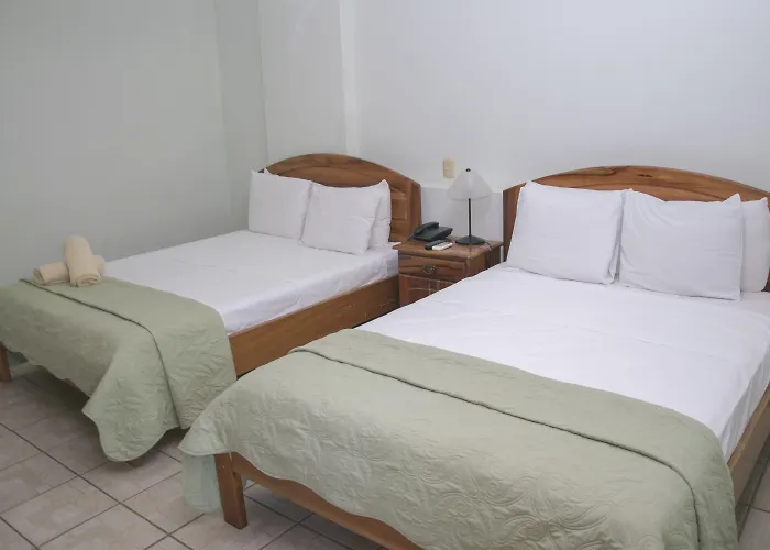 Acacia Hotel 3*