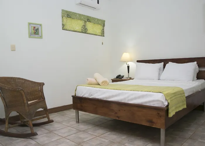 Hotel Acacia Playa Hermosa (Guanacaste)