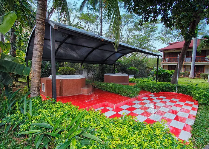 Acacia Hotel