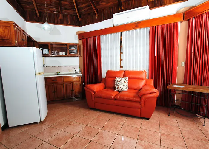 Acacia 3* Playa Hermosa (Guanacaste)