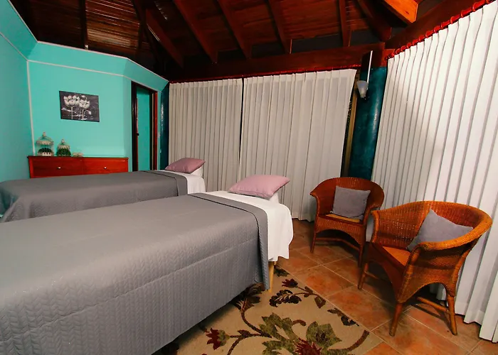 Acacia 3* Playa Hermosa (Guanacaste)