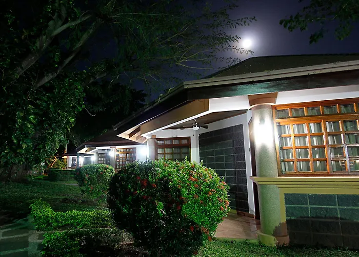 Hotel Acacia Playa Hermosa (Guanacaste)