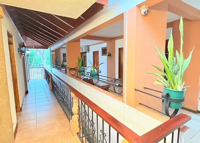 Hotel Acacia Playa Hermosa (Guanacaste)